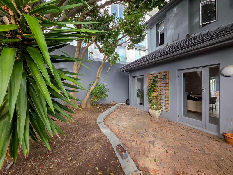 4 Bedroom Property for Sale in Bantry Bay Western Cape